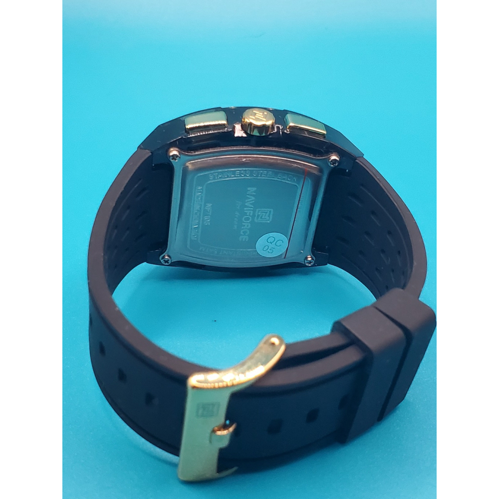Mens Watch - Picture 5 of 12